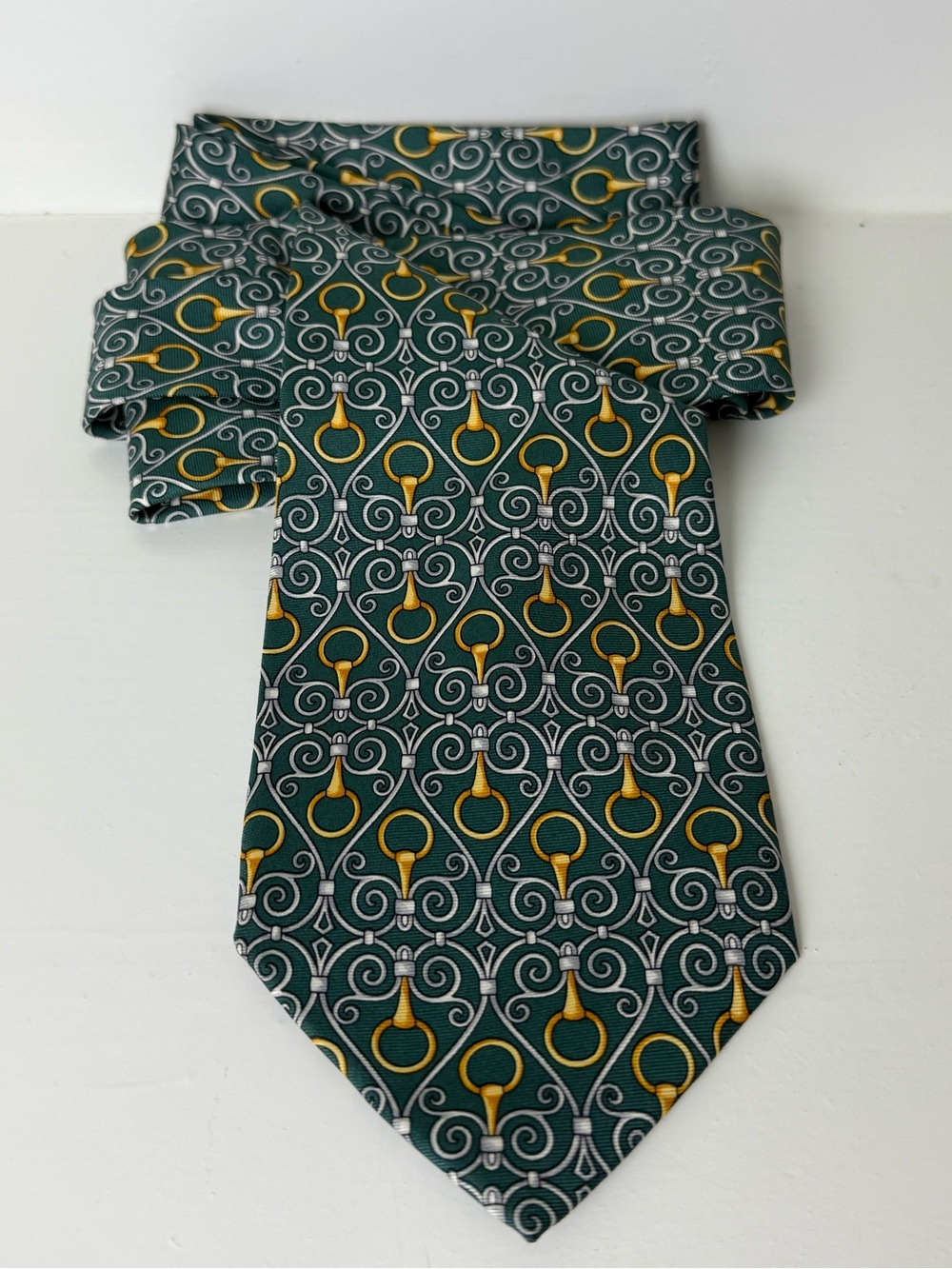 Paolo Gucci 100% silk tie
